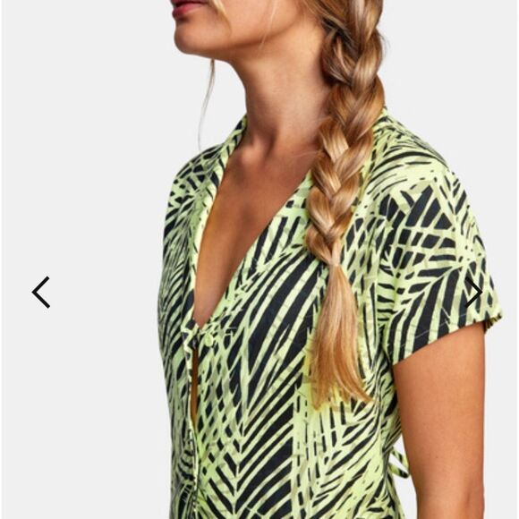 RVCA NIGHT CHILL LADIES DRESS NWT IN SIZE XS/6 - Picture 3 of 10